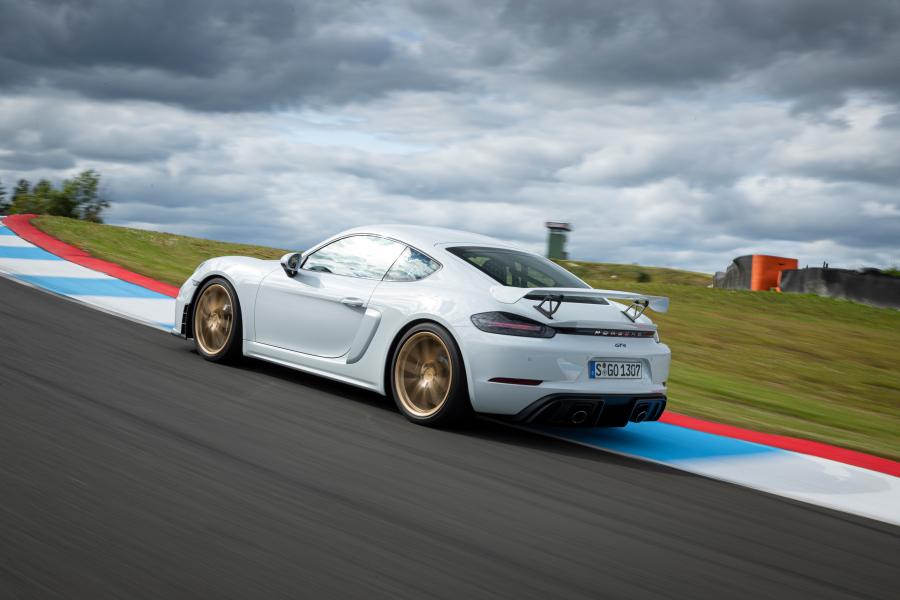  Porsche 718 Cayman GT4 (982C) 2019 года  (WW) (фото 102 из 190)